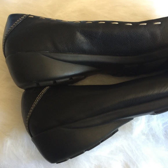 🌺 Naturalizer Back Leather Mini Wedge Flats 7.5 M - Picture 7 of 12